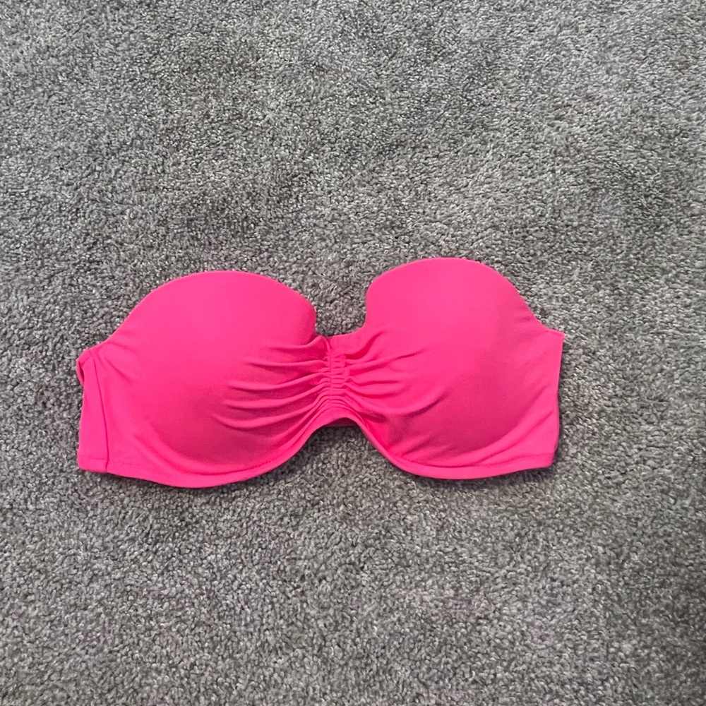 Victoria’s Secret bikini top